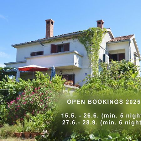 Apartment Zoja Pinezići Exterior foto